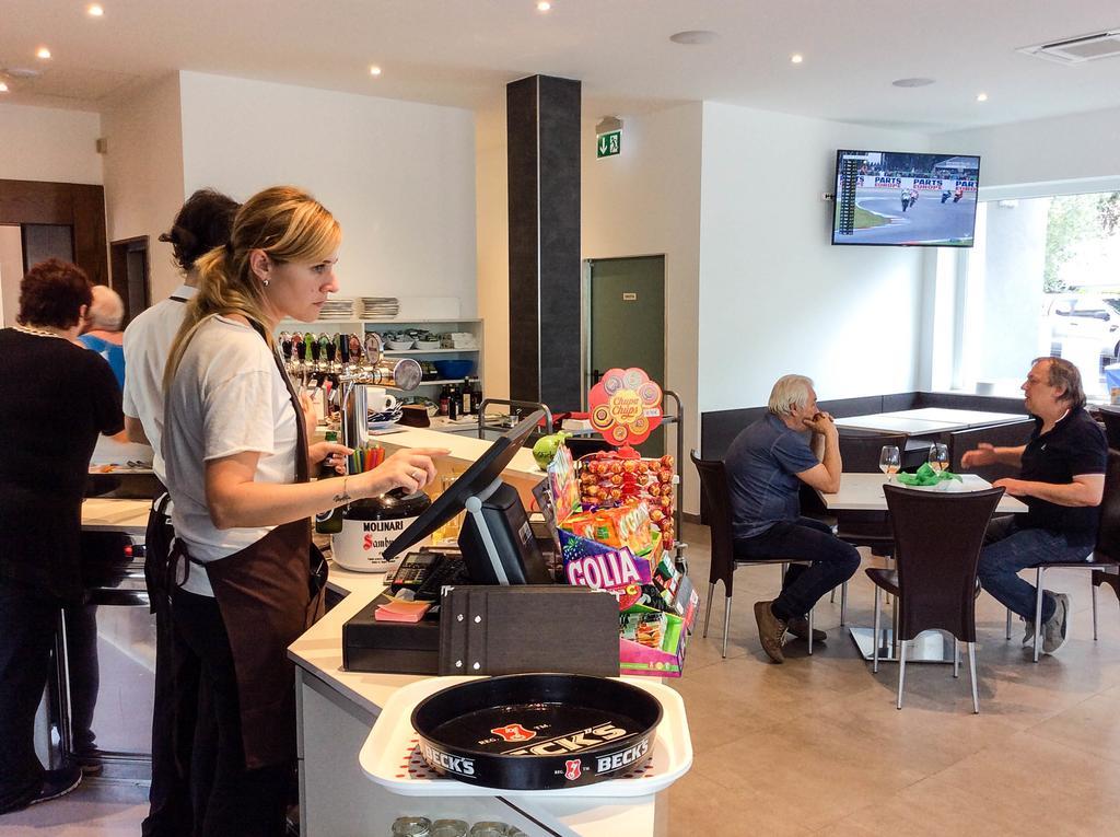 Hotel Rubino ناغو المظهر الخارجي الصورة